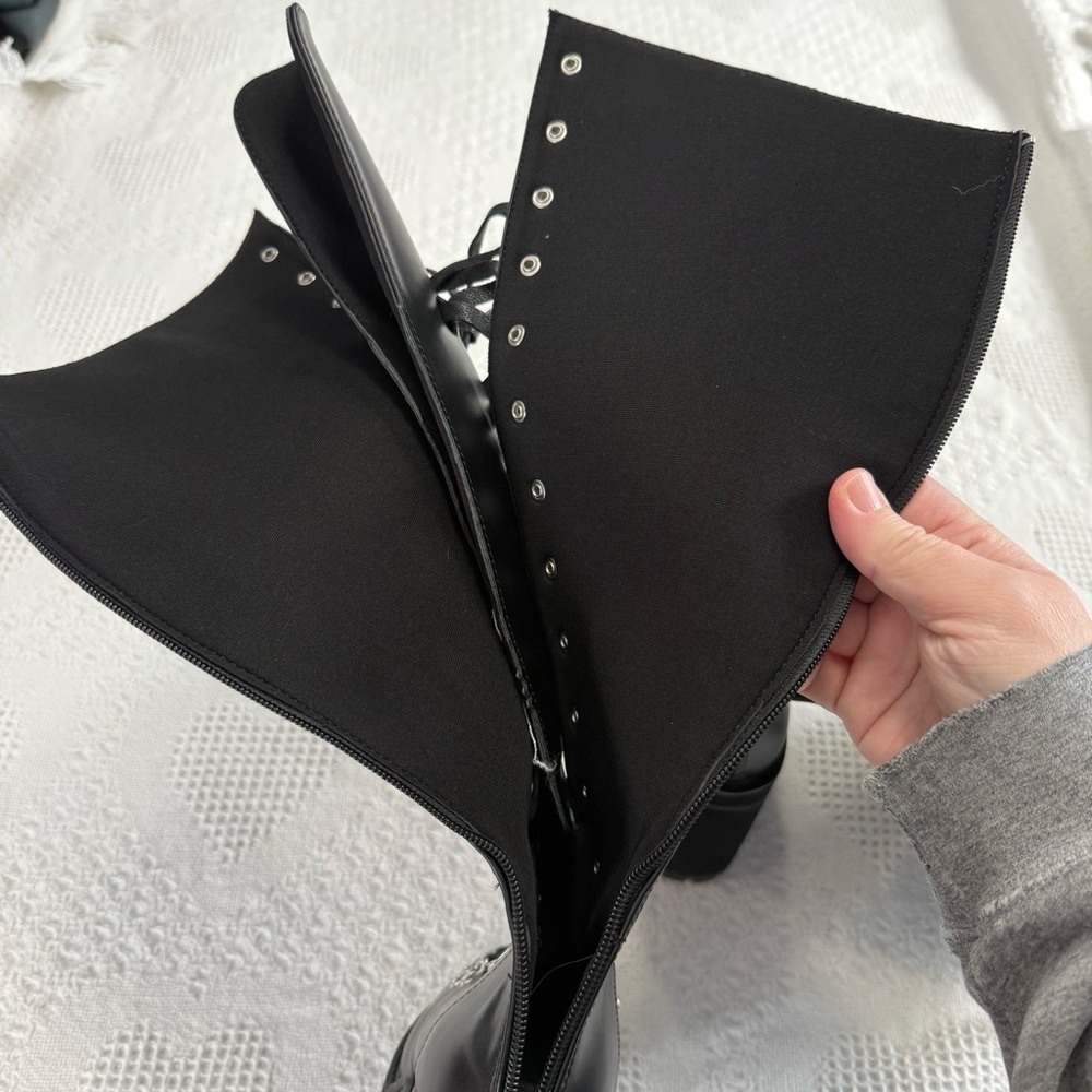 SHEIN Black Faux Leather Gothic Chunky Platform Boots (8) - Picture 13 of 15